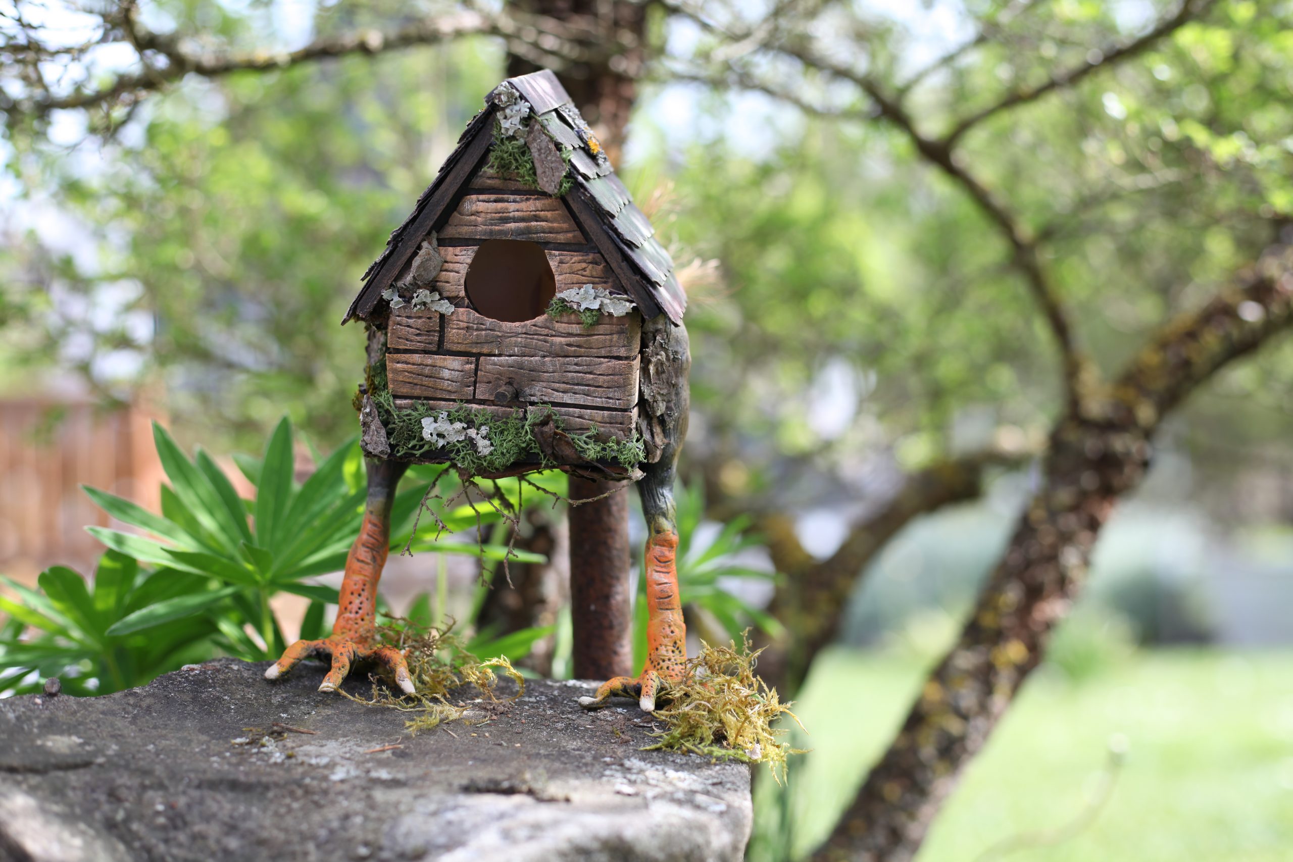 DIY & Crafts | Vilas Baba-Jaga-Hütte aus „Tage einer Hexe“ (Miniaturenbau)